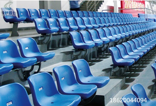 綠蛙中空吹塑側(cè)裝高靠背看臺座椅