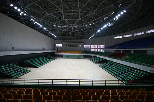 貴州師范學院體育館看臺座椅