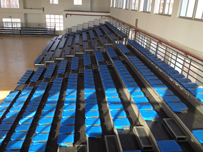 廈門蔡塘學校電動伸縮看臺