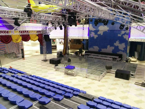 湘潭天虹百貨商場演藝中心看臺(tái)舞臺(tái)搭建