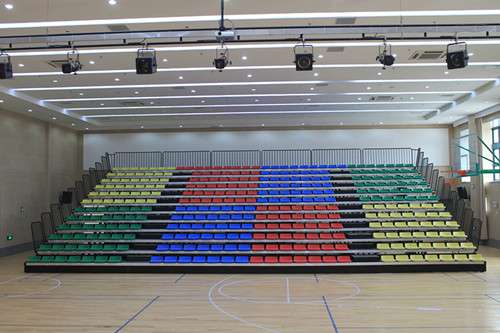 廣州開發區第一幼兒園電動伸縮看臺