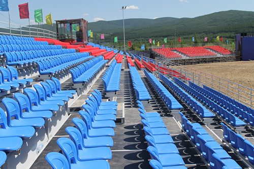 綠蛙拼裝看臺帶您縱享阿爾山國際圣水節(jié)