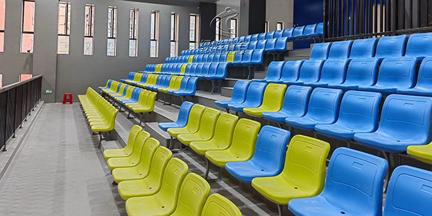 看臺(tái)座椅工程項(xiàng)目的安裝步驟詳解 看臺(tái)座椅工程項(xiàng)目的安裝步驟詳解