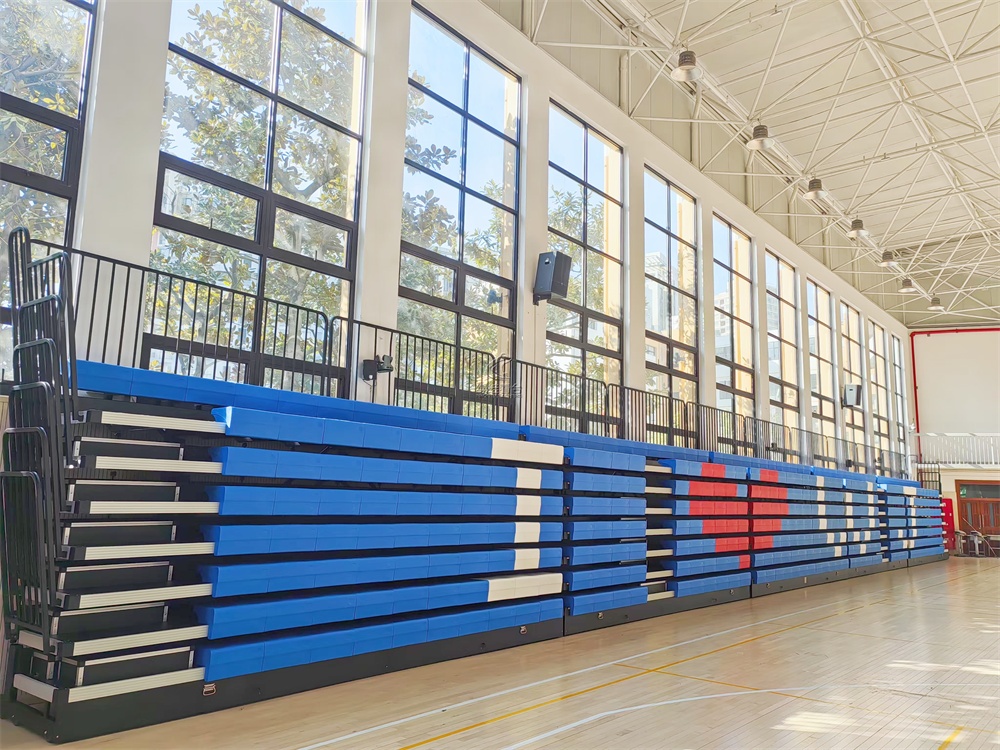 上海文建中學體育館伸縮看臺座椅項目 上海文建中學體育館伸縮看臺座椅項目