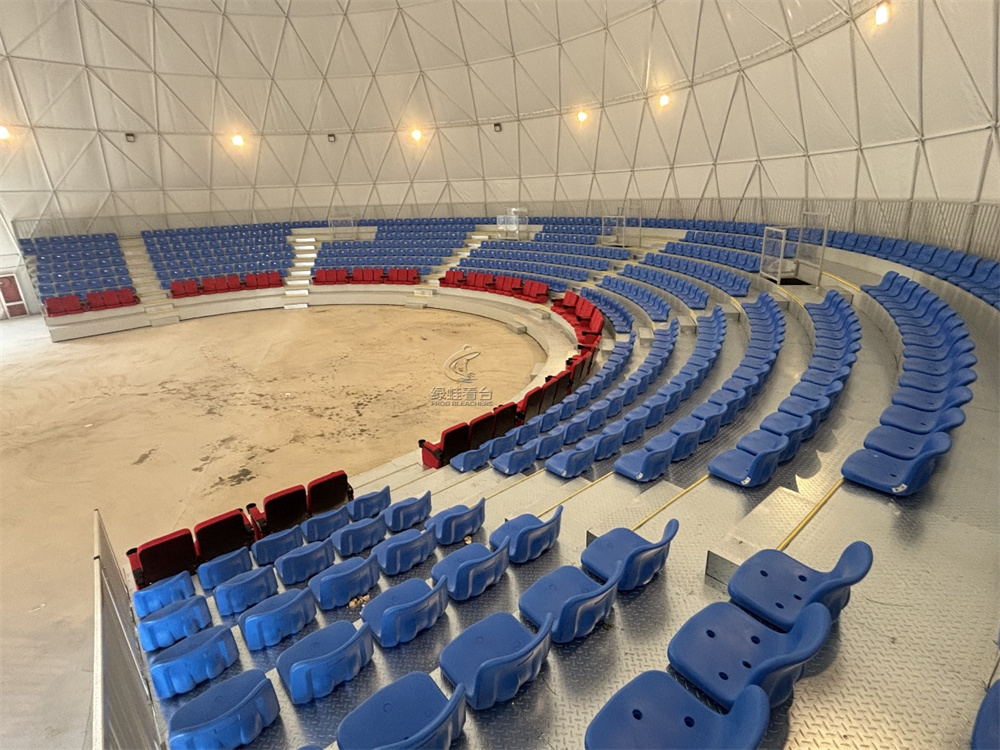 綠蛙看臺最新打造圓形看臺，演繹狼道傳說