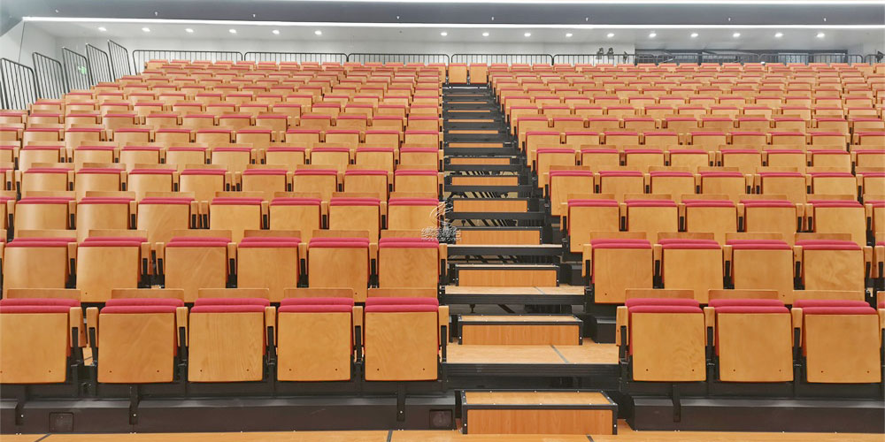 伸縮看臺座椅的“機械骨骼”：驅動系統、軌道材質與安全保障全解析